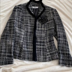 Tahari Jacket size 4P